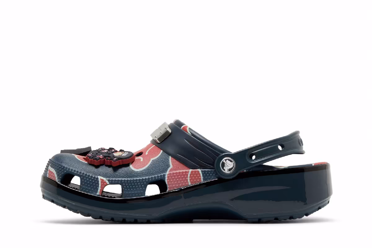 Naruto Shippuden x Crocs Classic Clog Itachi, view 4