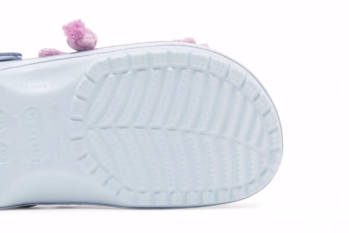 Naruto Shippuden x Crocs Classic Clog Sasuke, view 6