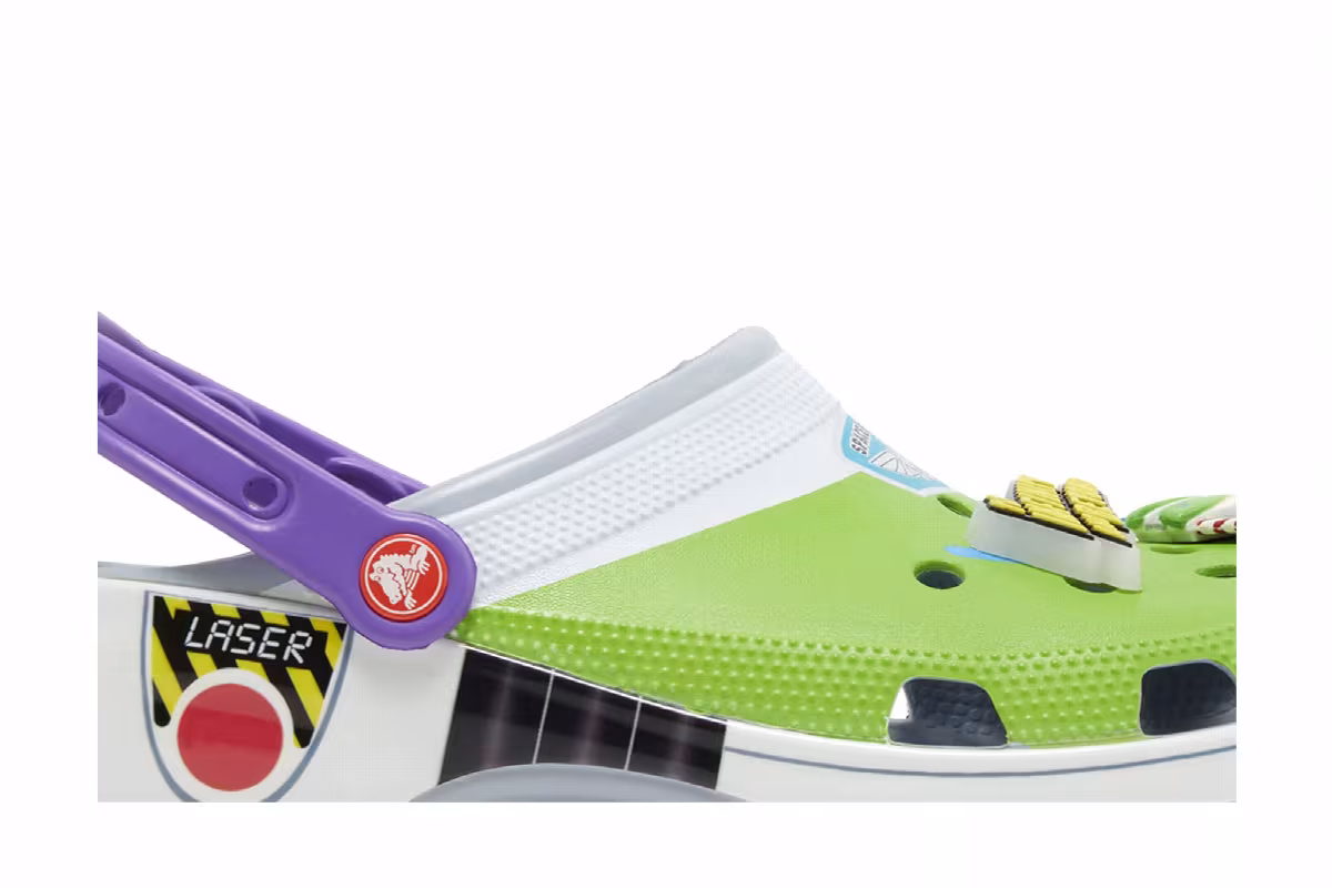 Toy Story x Crocs Classic Clog Buzz Lightyear, view 3