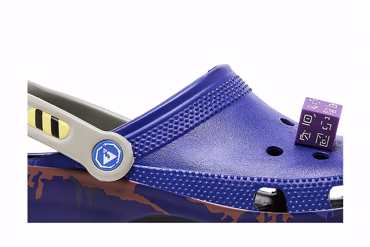 Fortnite x Crocs Classic Clog Battle Bus, view 3