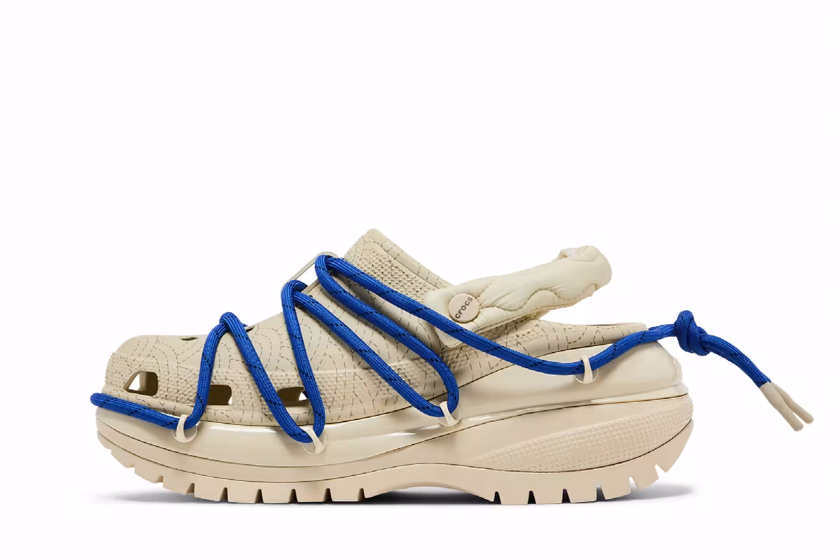 Rauw Alejandro x Crocs Mega Crush Clog Bone, view 4
