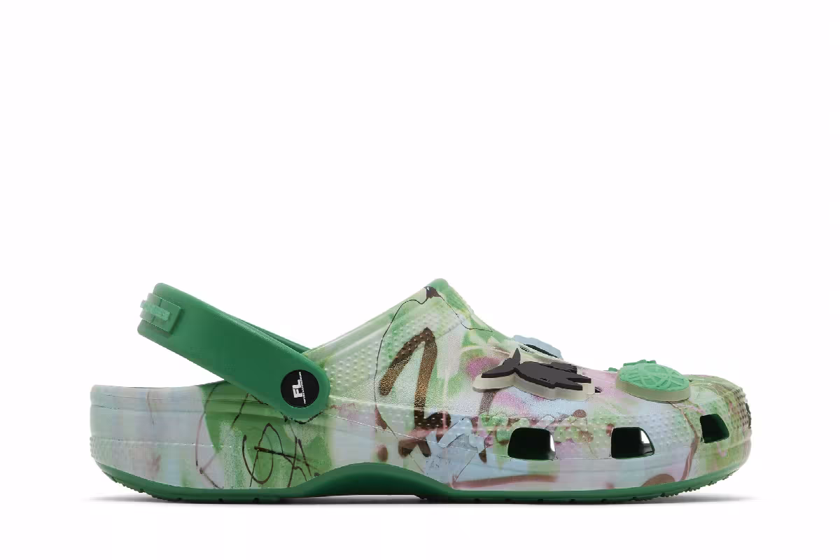 Futura Laboratories x Crocs Classic Clog Green Ivy, view 2