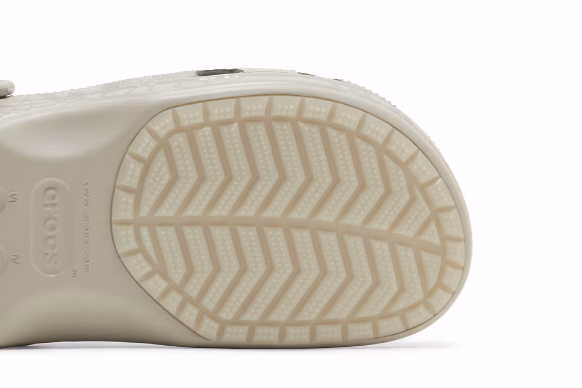 Futura Laboratories x Crocs Classic Clog Pearl White, view 6