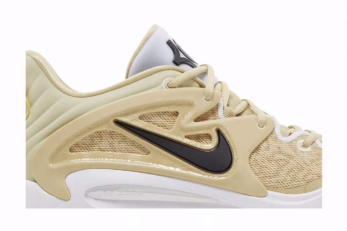 Nike KD 15 TB Team Gold, view 3