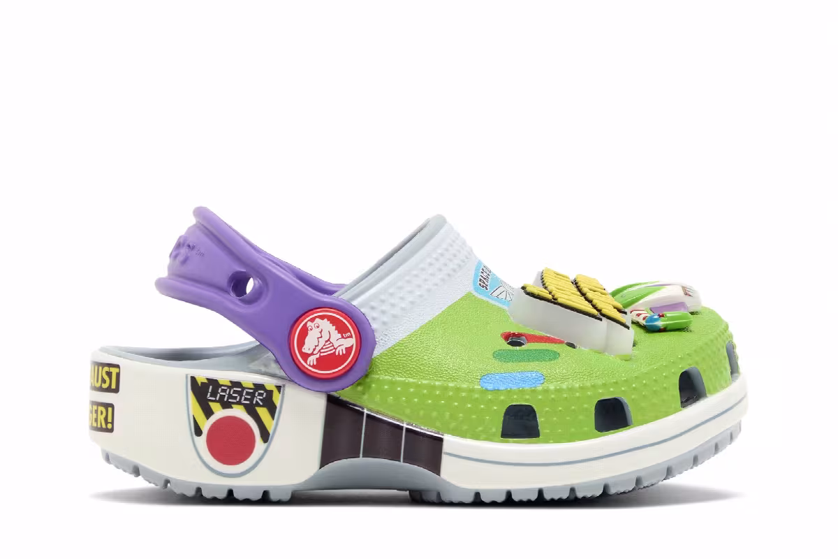 Toy Story x Crocs Classic Clog Toddler Buzz Lightyear, view 2