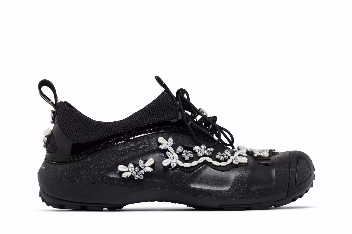Simone Rocha x Crocs Quick Trail Low Black, view 2