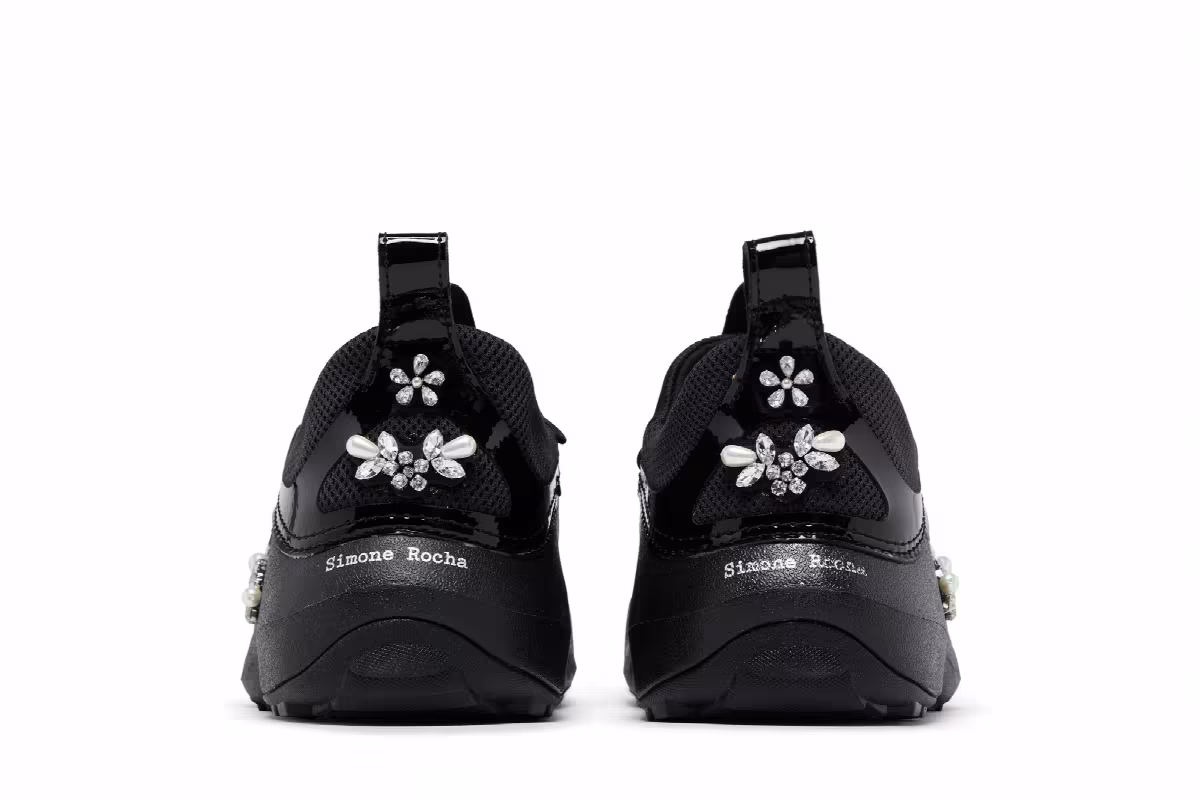 Simone Rocha x Crocs Quick Trail Low Black, view 7