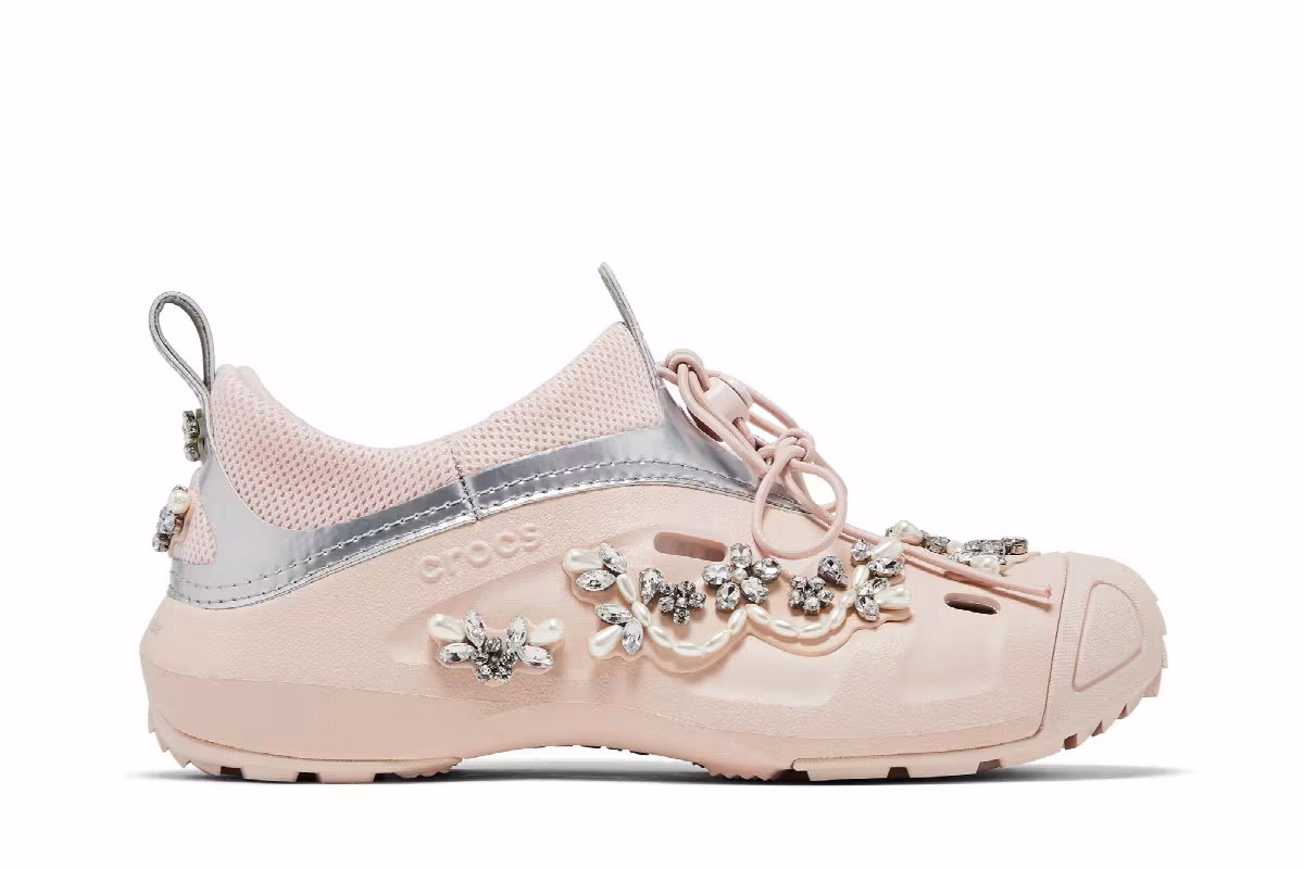 Simone Rocha x Crocs Quick Trail Low Quartz, view 2