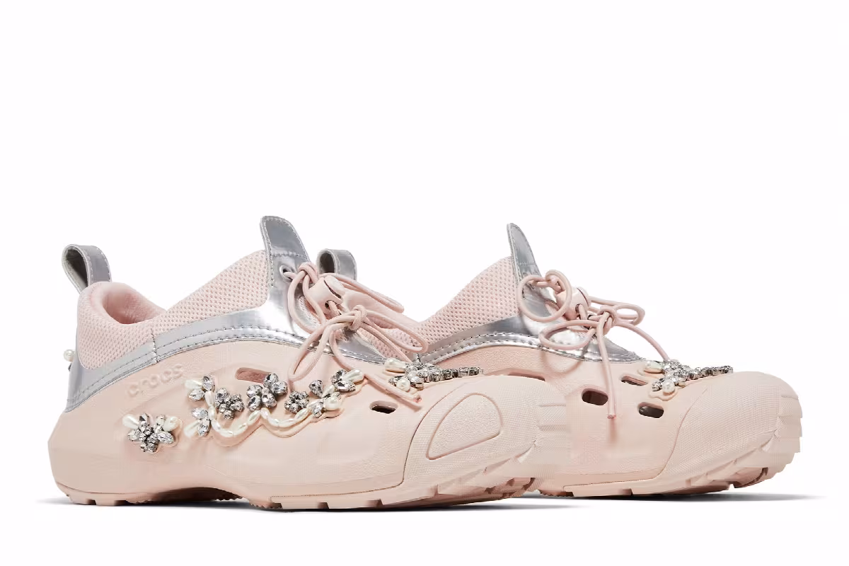 Simone Rocha x Crocs Quick Trail Low Quartz, view 9