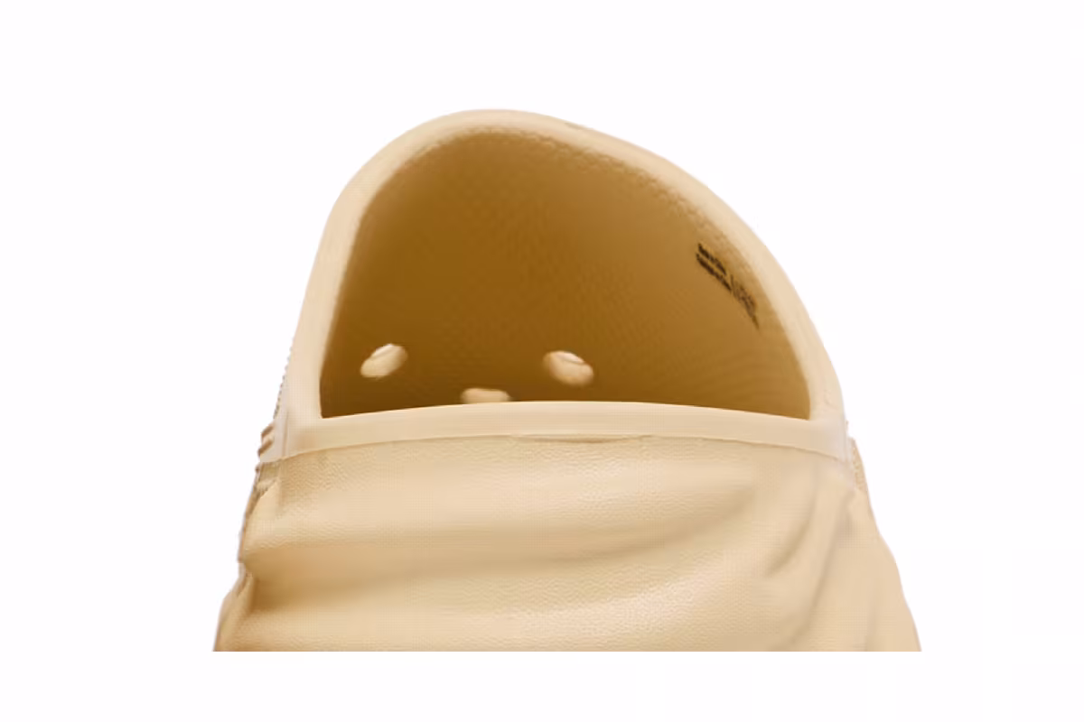 Salehe Bembury x Crocs Saru Clog Jicama, view 8