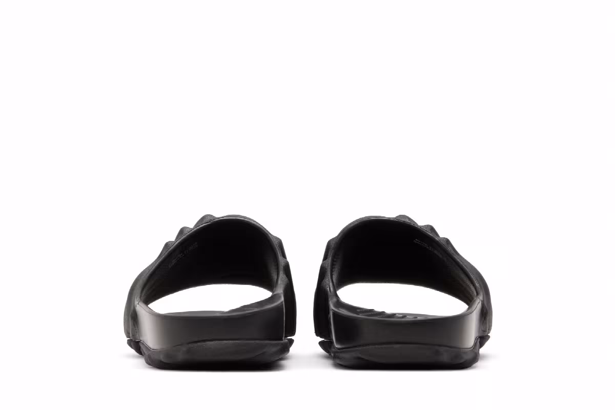 Salehe Bembury x Crocs Pollex Slide Sasquatch, view 7