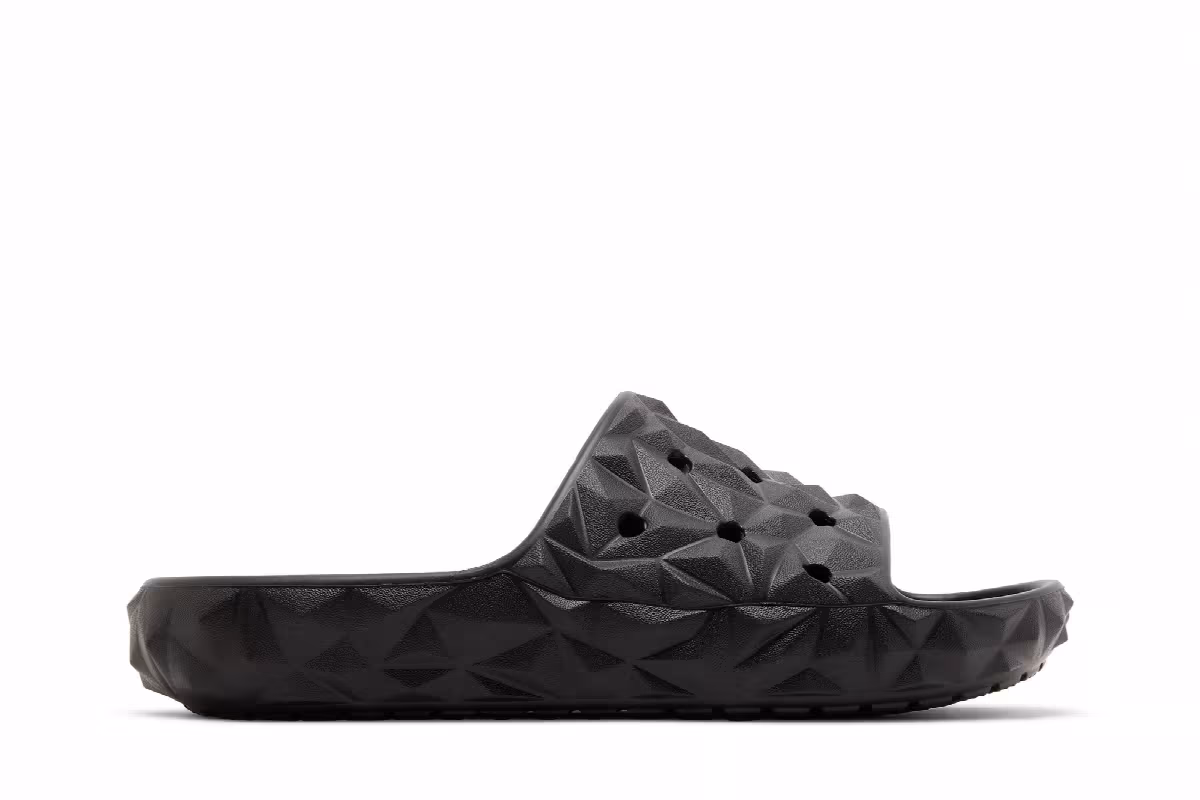 Crocs Classic Geometric Slide 2.0 Black, view 2