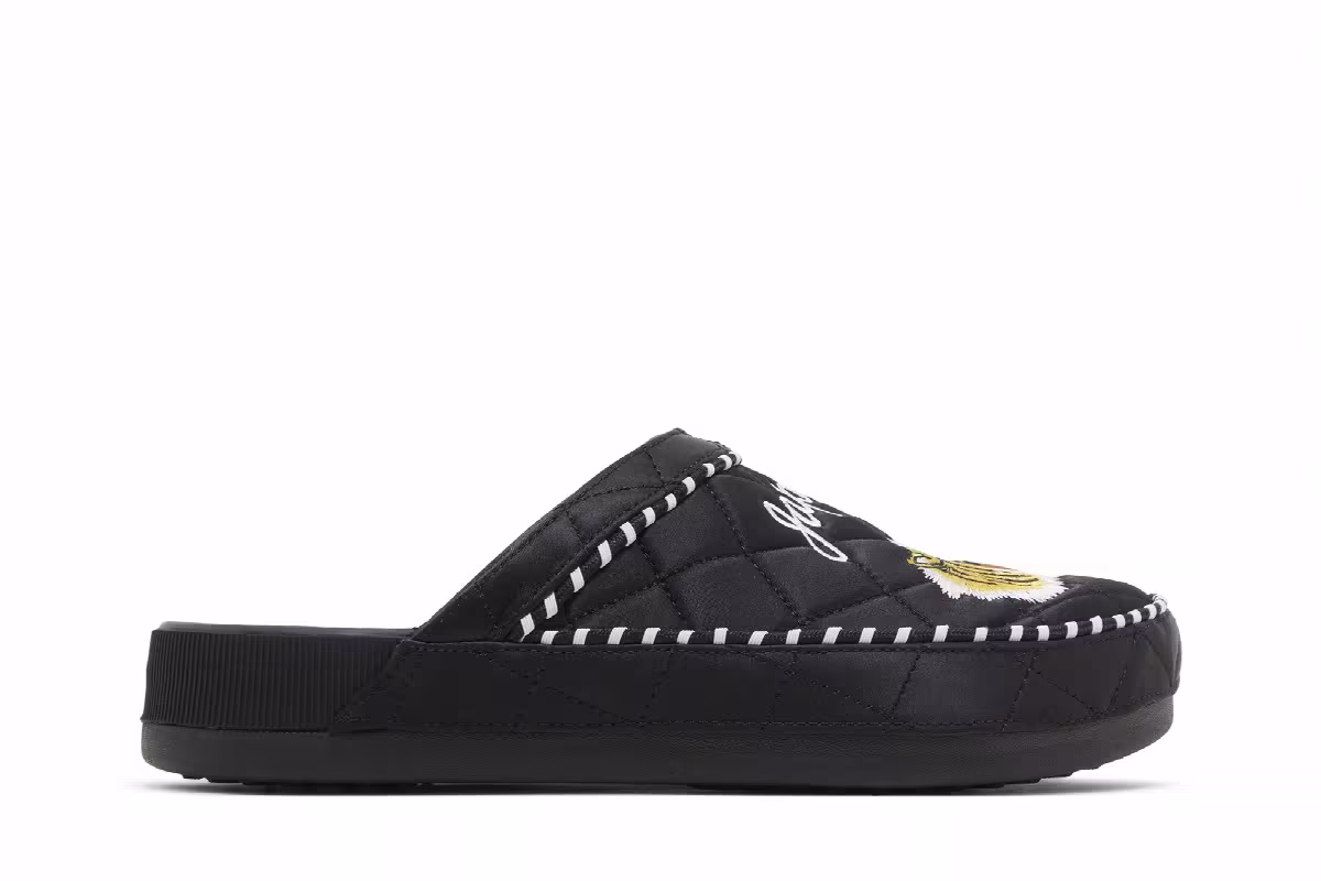 BEAMS x Crocs Dylan Clog Sukajan, view 2