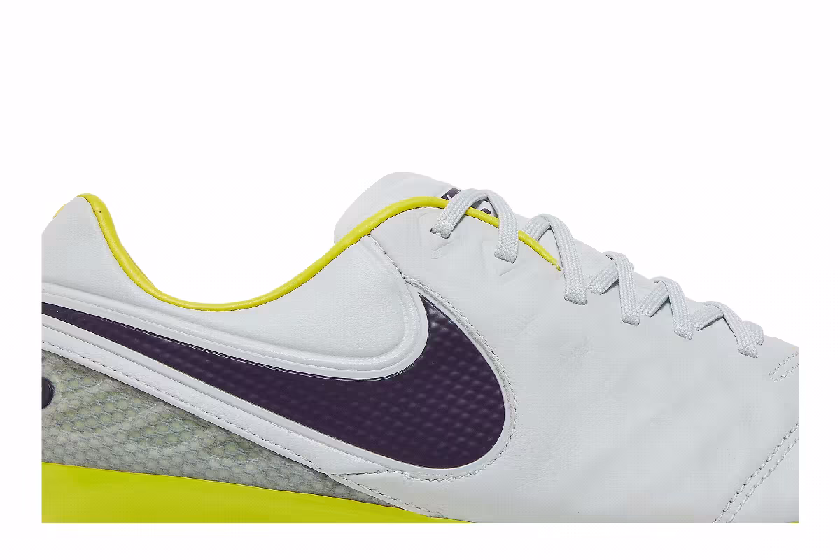 Nike Women's Tiempo Legend 6 SG Pro ACC Pure Platinum, view 3