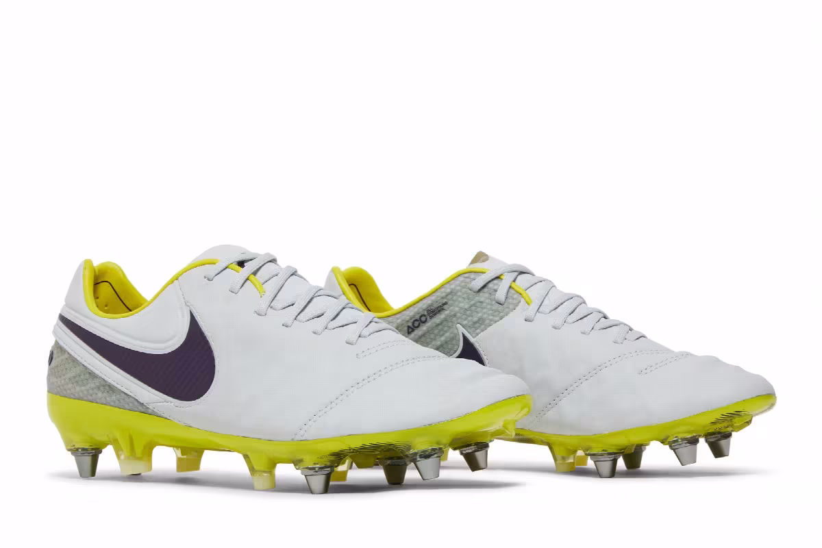 Nike Women's Tiempo Legend 6 SG Pro ACC Pure Platinum, view 9
