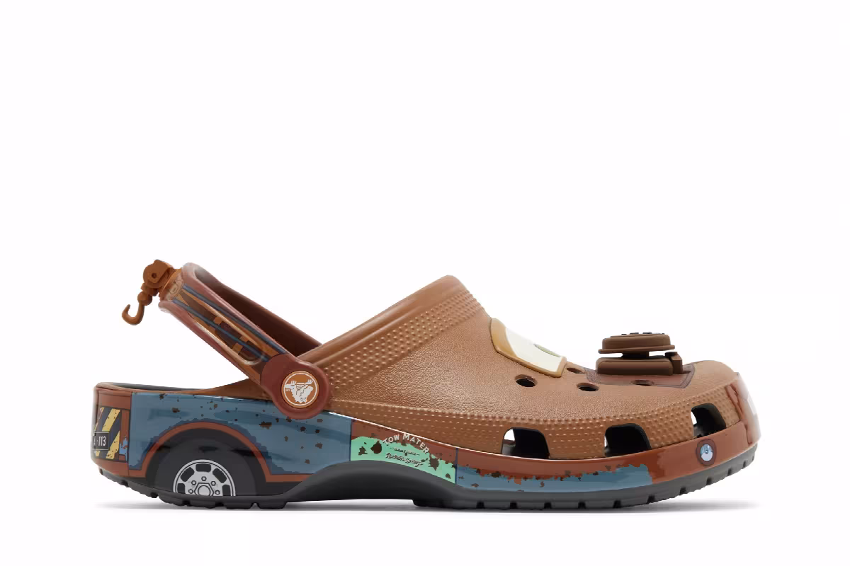 Cars x Crocs Classic Clog Mater, view 2