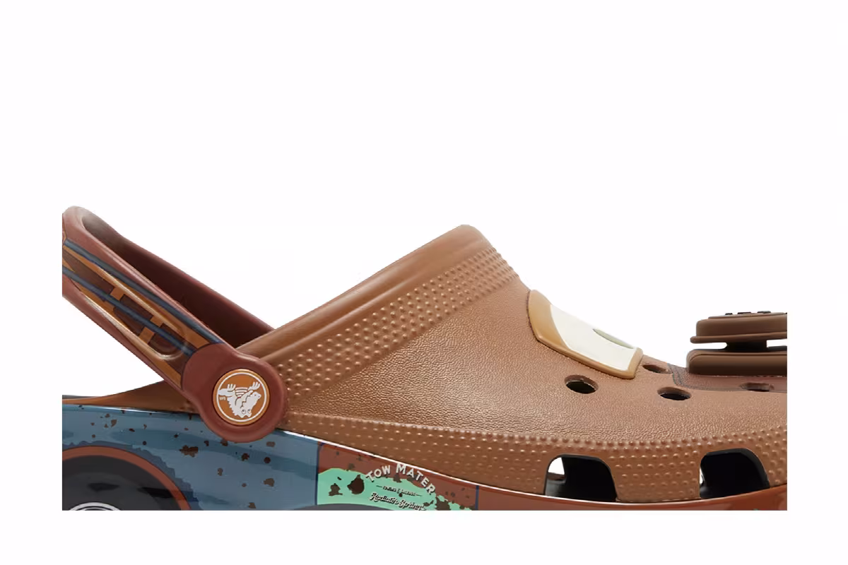 Cars x Crocs Classic Clog Mater, view 3