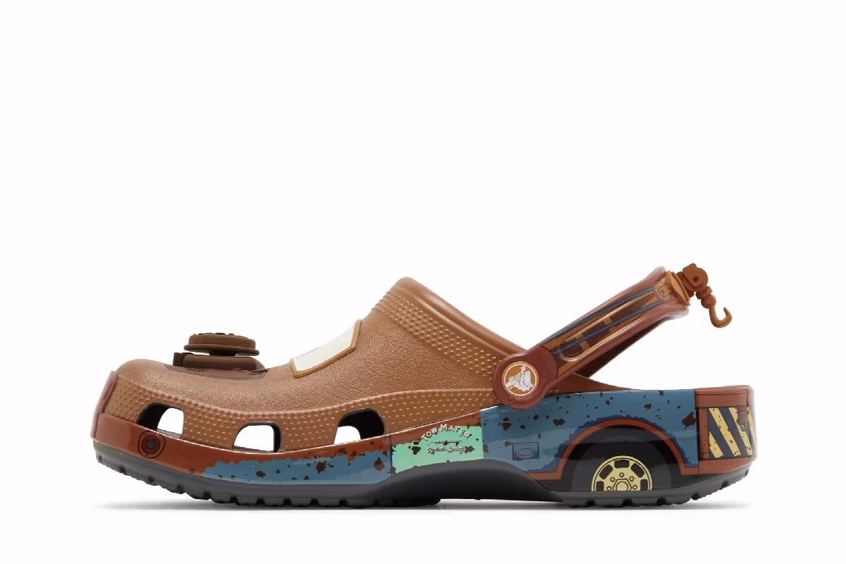 Cars x Crocs Classic Clog Mater, view 4