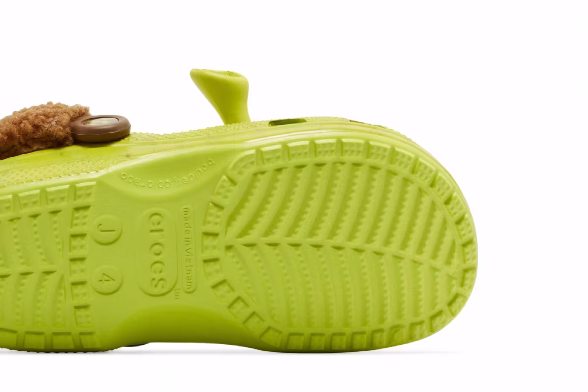 DreamWorks x Crocs Classic Clog Kids Shrek, view 6