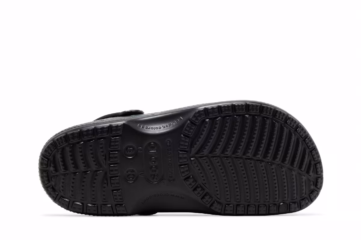 Marvel x Crocs Classic Clog Venom, view 5