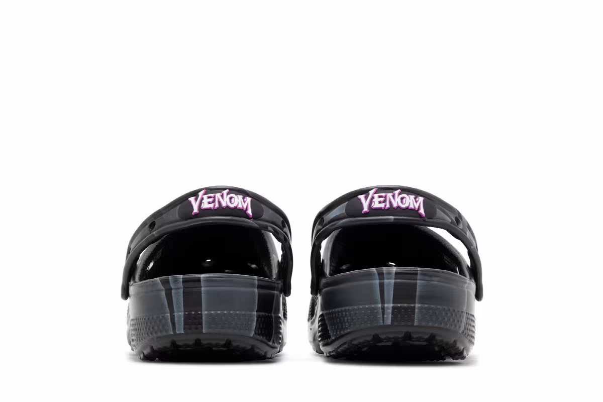 Marvel x Crocs Classic Clog Venom, view 7
