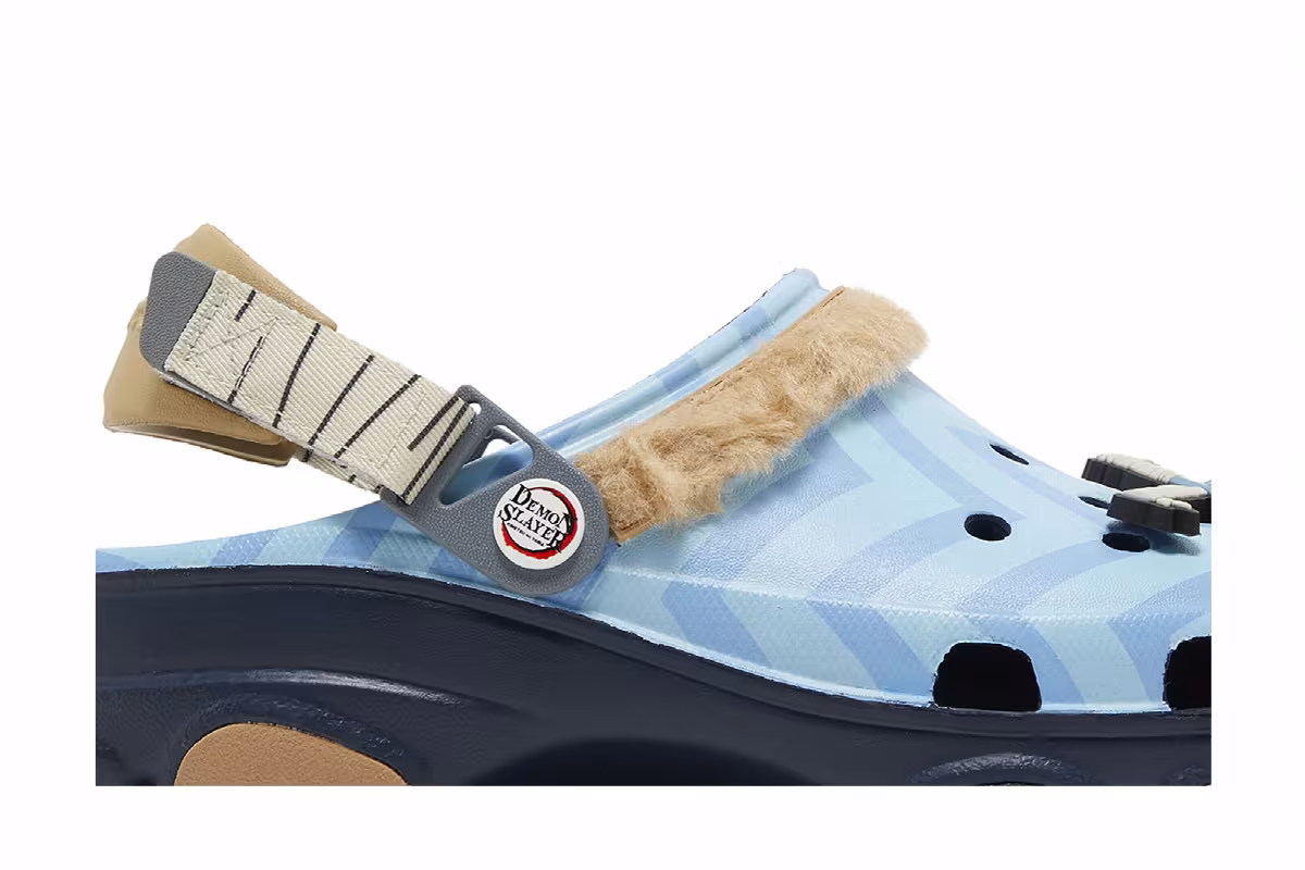 Demon Slayer x Crocs All-Terrain Clog Inosuke, view 3