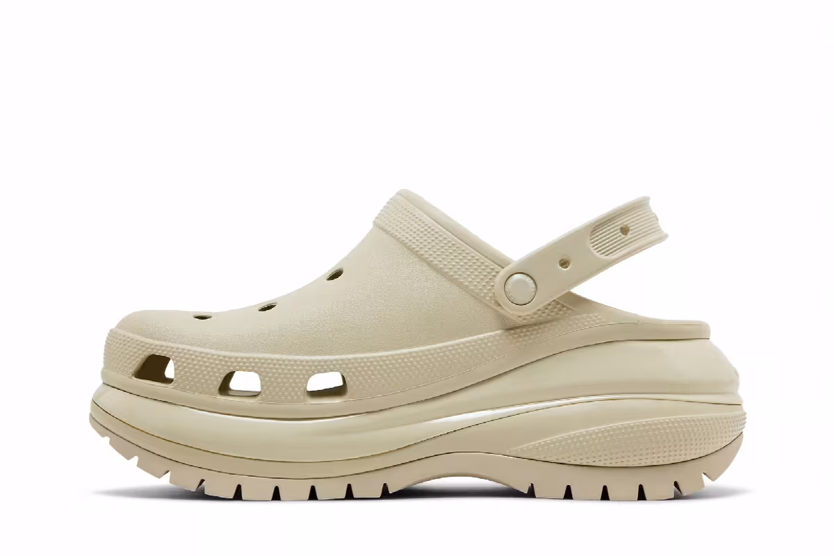 Crocs Mega Crush Clog Bone, view 4