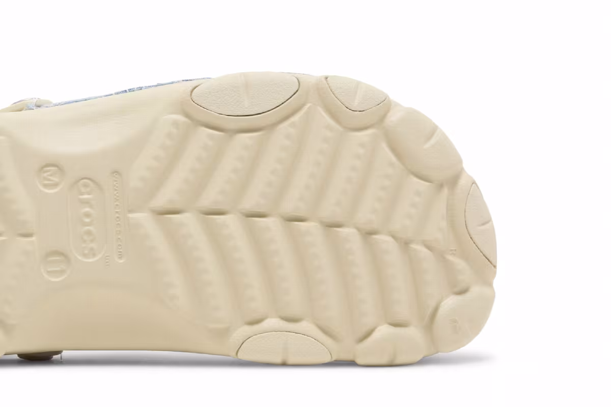 Levi's x Crocs Classic All-Terrain Clog Sashiko - Bone Blue, view 6