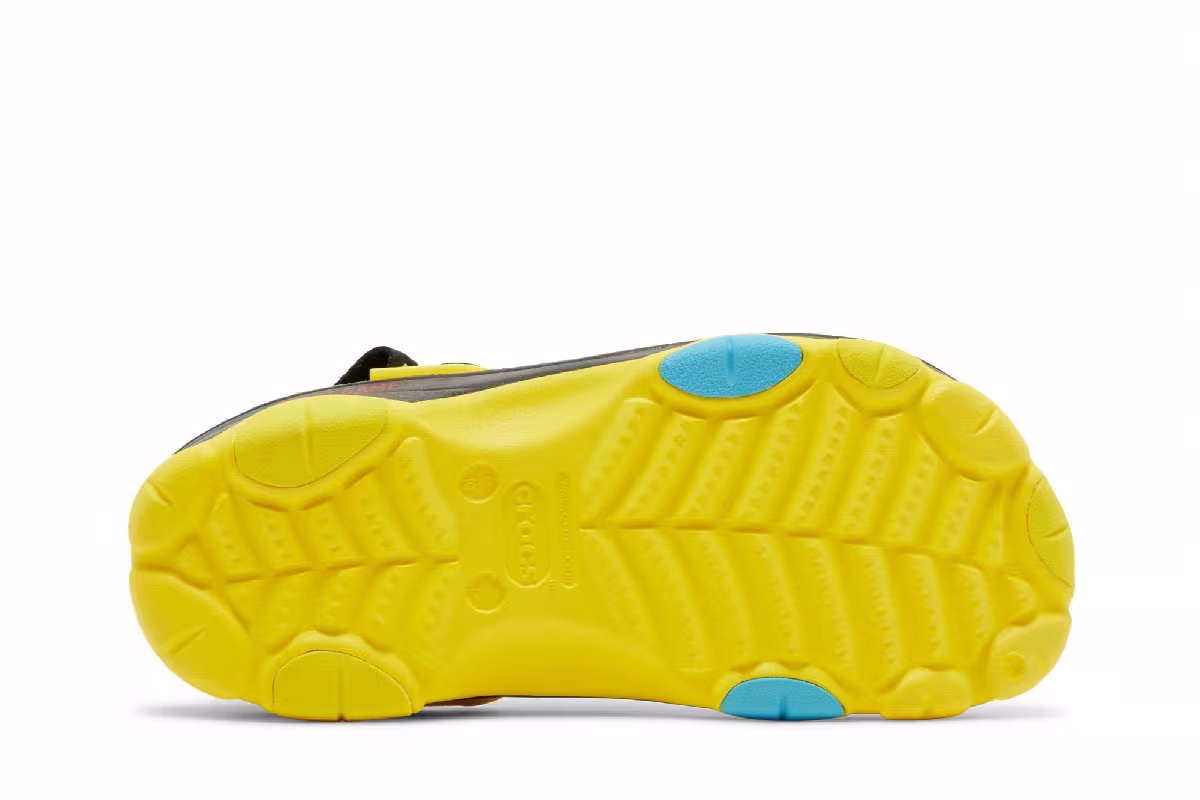 Pac-Man x Crocs All-Terrain Clog Pac-Man, view 5