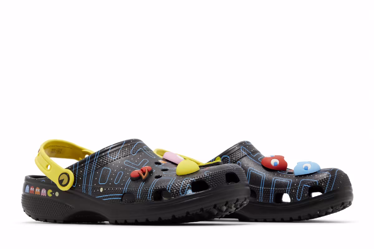 Pac-Man x Crocs Classic Clog Maze, view 9