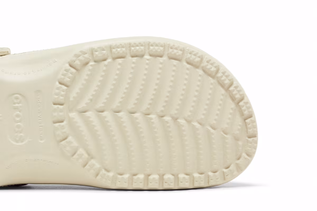 Jurassic World x Crocs Classic Clog Bone, view 6