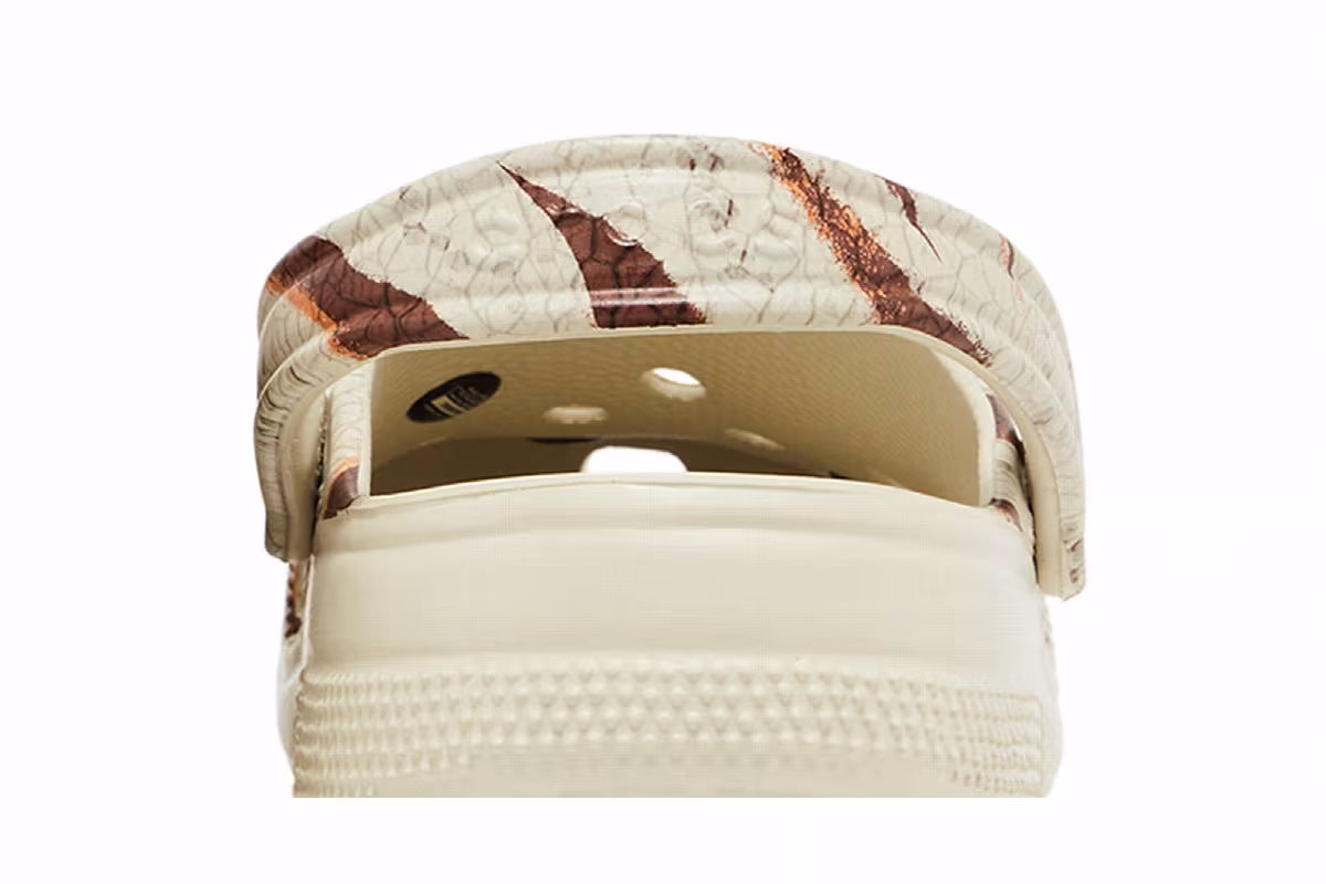 Jurassic World x Crocs Classic Clog Bone, view 8