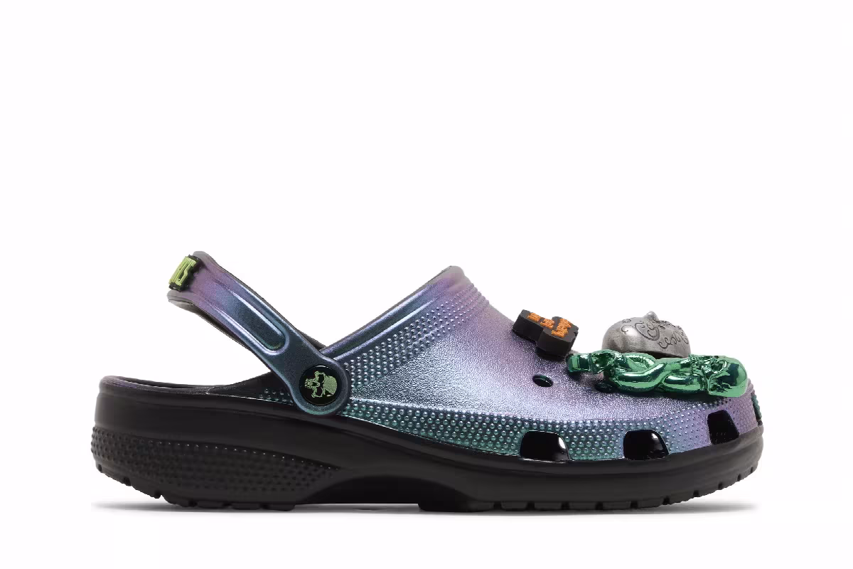 Harry Potter x Crocs Classic Clog The Dark Arts, view 2