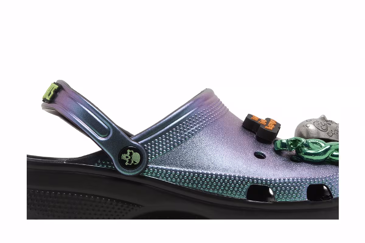 Harry Potter x Crocs Classic Clog The Dark Arts, view 3