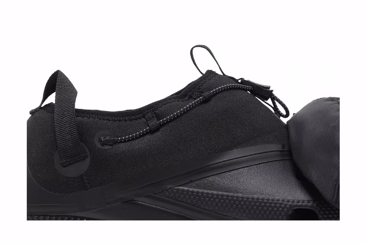 Satisfy x Crocs Classic Clog Black, view 3