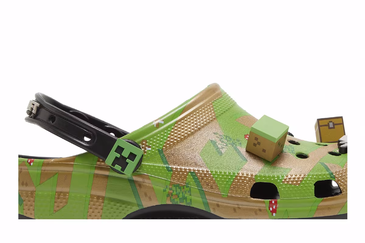 Minecraft x Crocs Classic Clog Grass Block, view 3