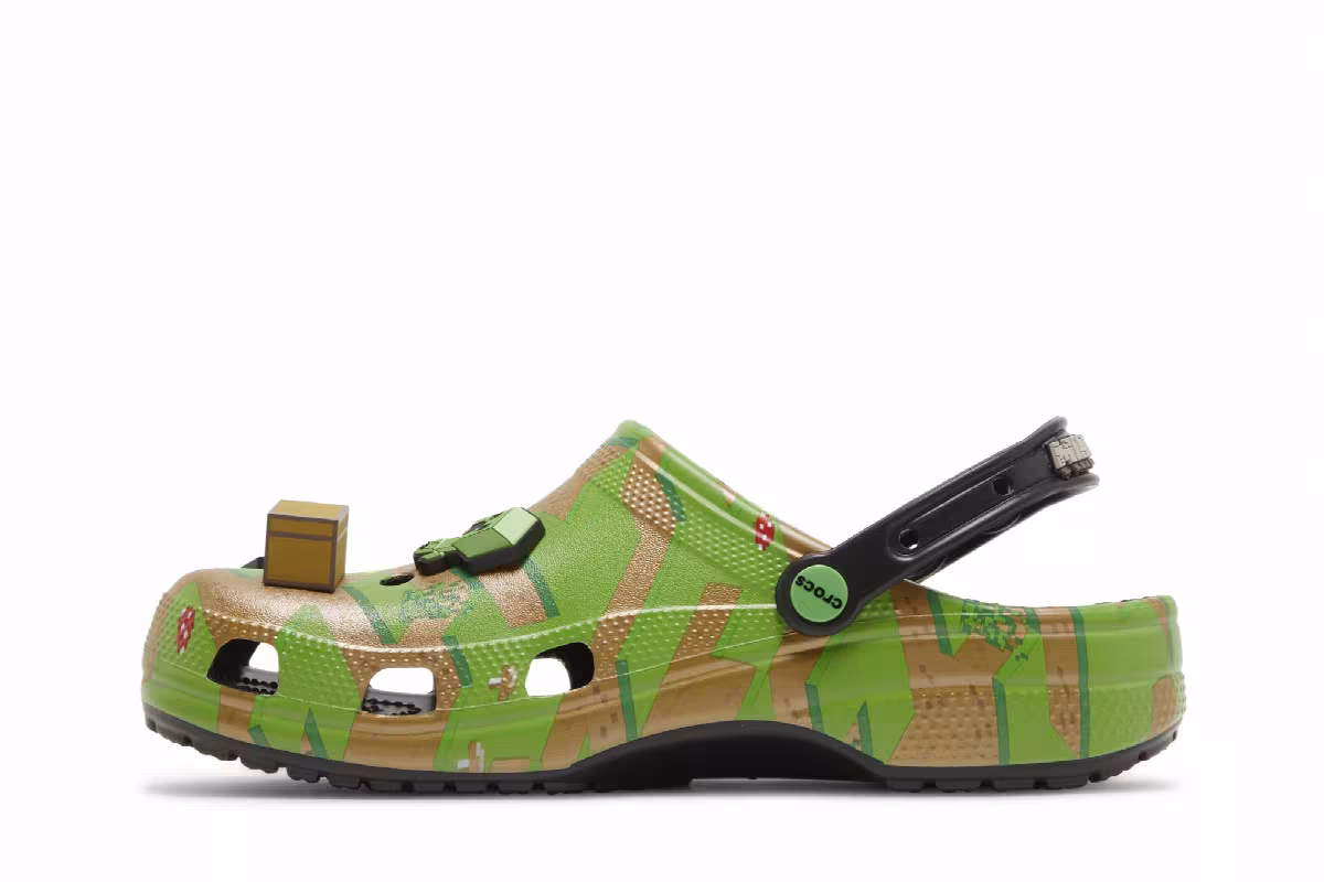 Minecraft x Crocs Classic Clog Grass Block, view 4