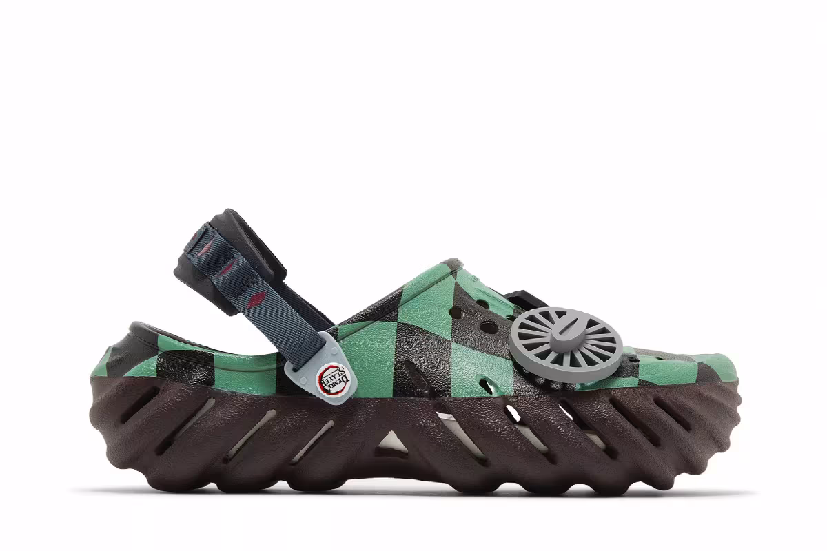 Demon Slayer x Crocs Echo Clog Tanjiro, view 2