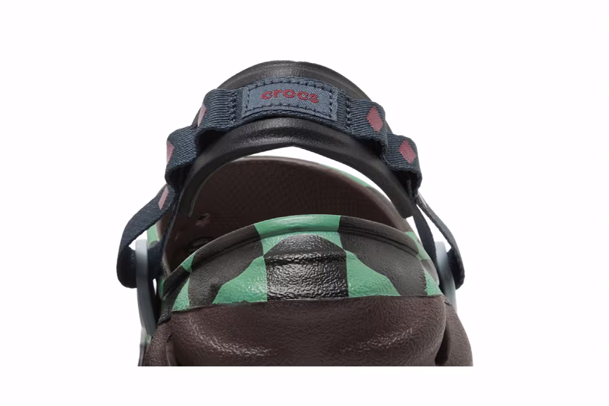 Demon Slayer x Crocs Echo Clog Tanjiro, view 8