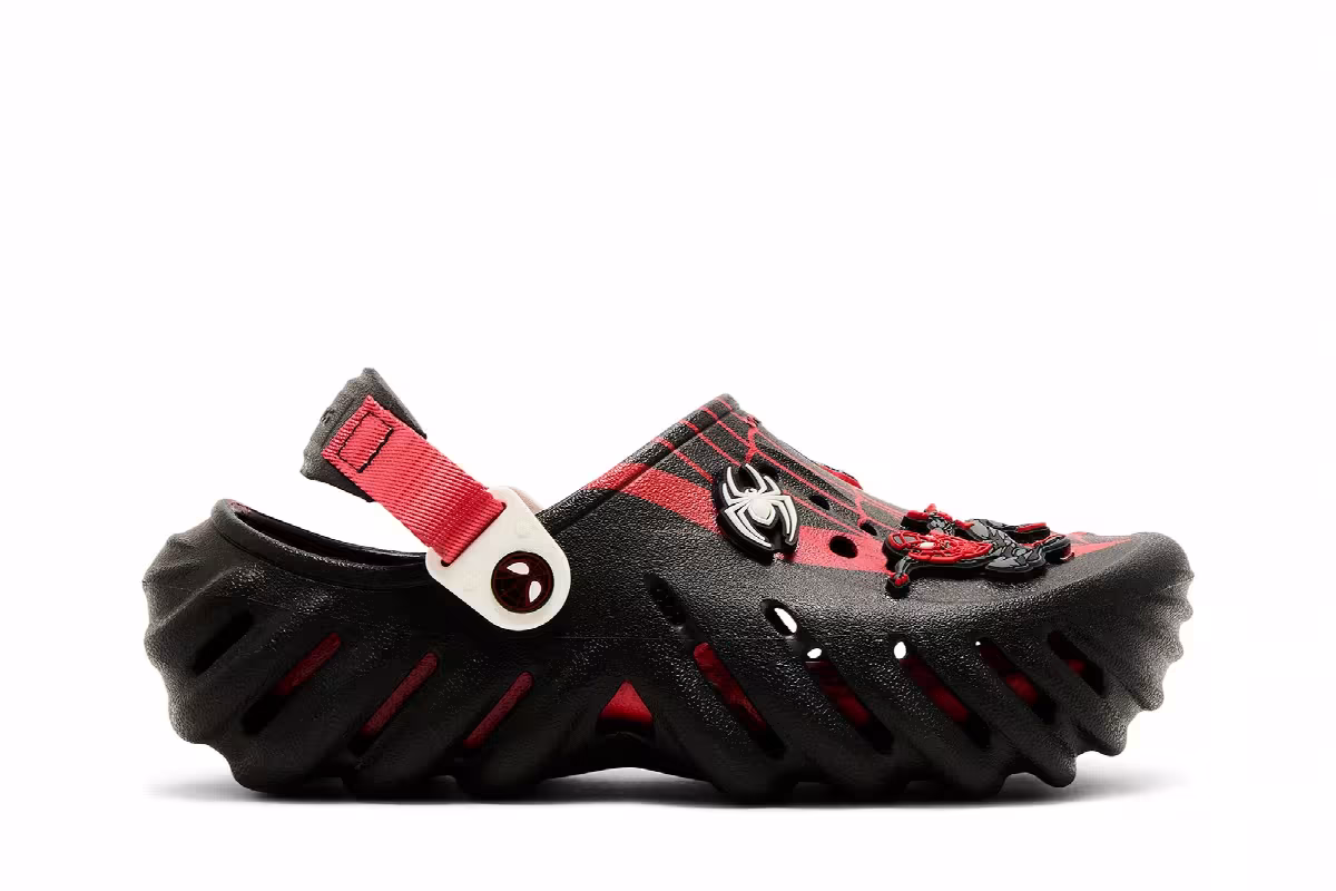 Marvel x Crocs Echo Clog Kids Team Spider-Man, view 2