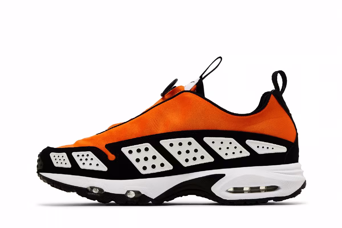 Nike Women's Air Sunder Max Safety Orange, view 4