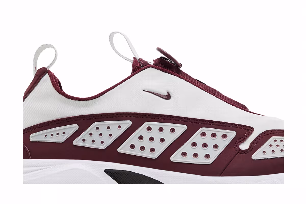 Nike Women's Air Sunder Max Burgundy Crush, view 3