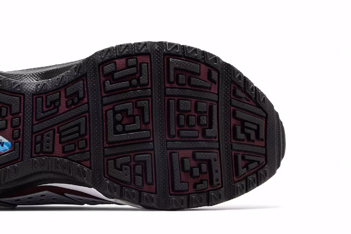 Nike Women's Air Sunder Max Burgundy Crush, view 6