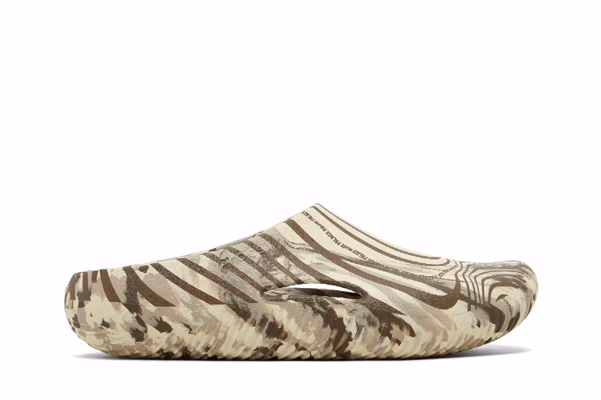 Palace x Crocs Mellow Slide Bone, view 2