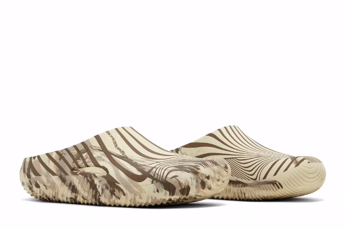 Palace x Crocs Mellow Slide Bone, view 9