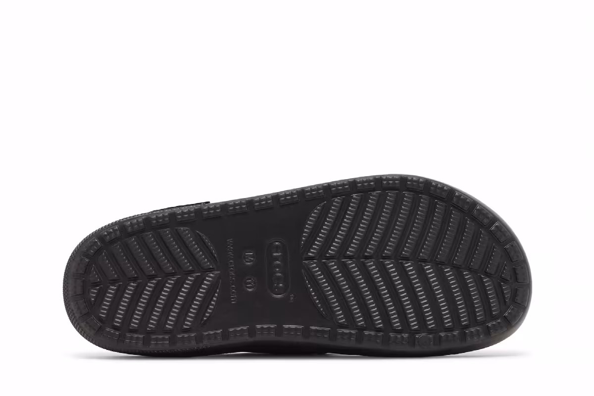 Harry Potter x Crocs Classic Cozzzy Sandal The Dark Arts, view 5