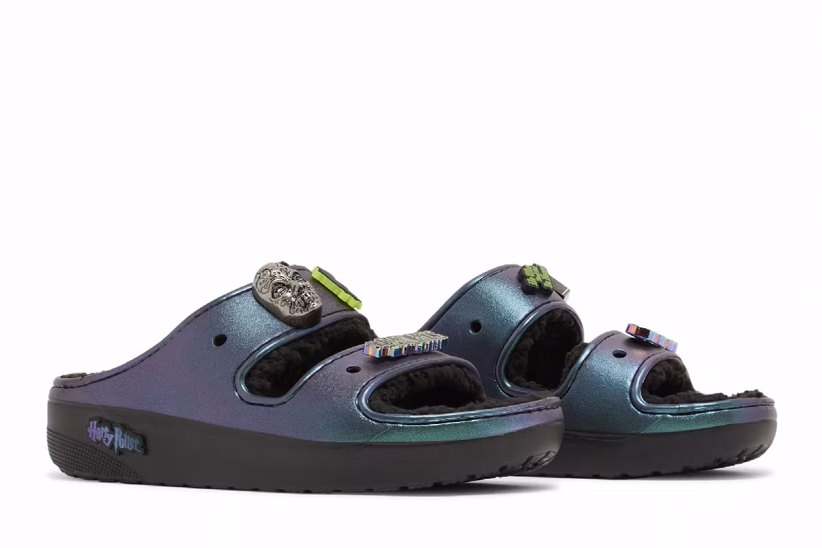 Harry Potter x Crocs Classic Cozzzy Sandal The Dark Arts, view 9