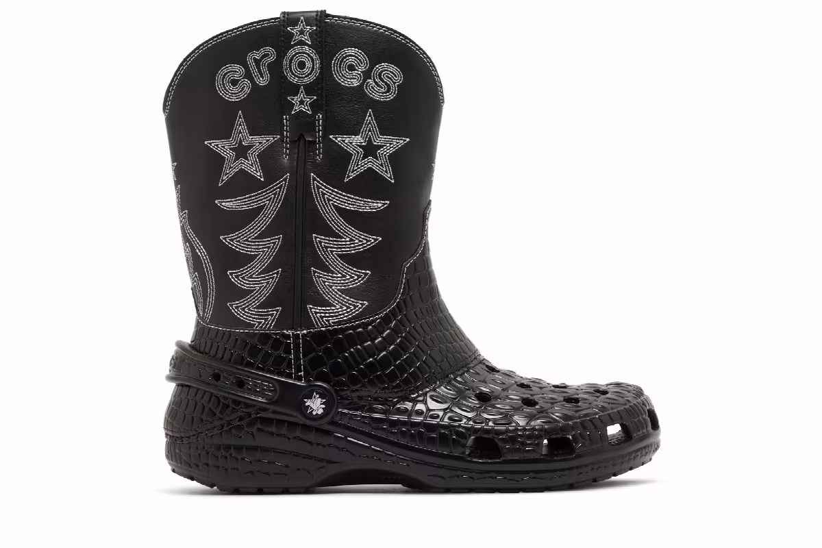 Crocs Classic Cowboy Boot Black, view 2