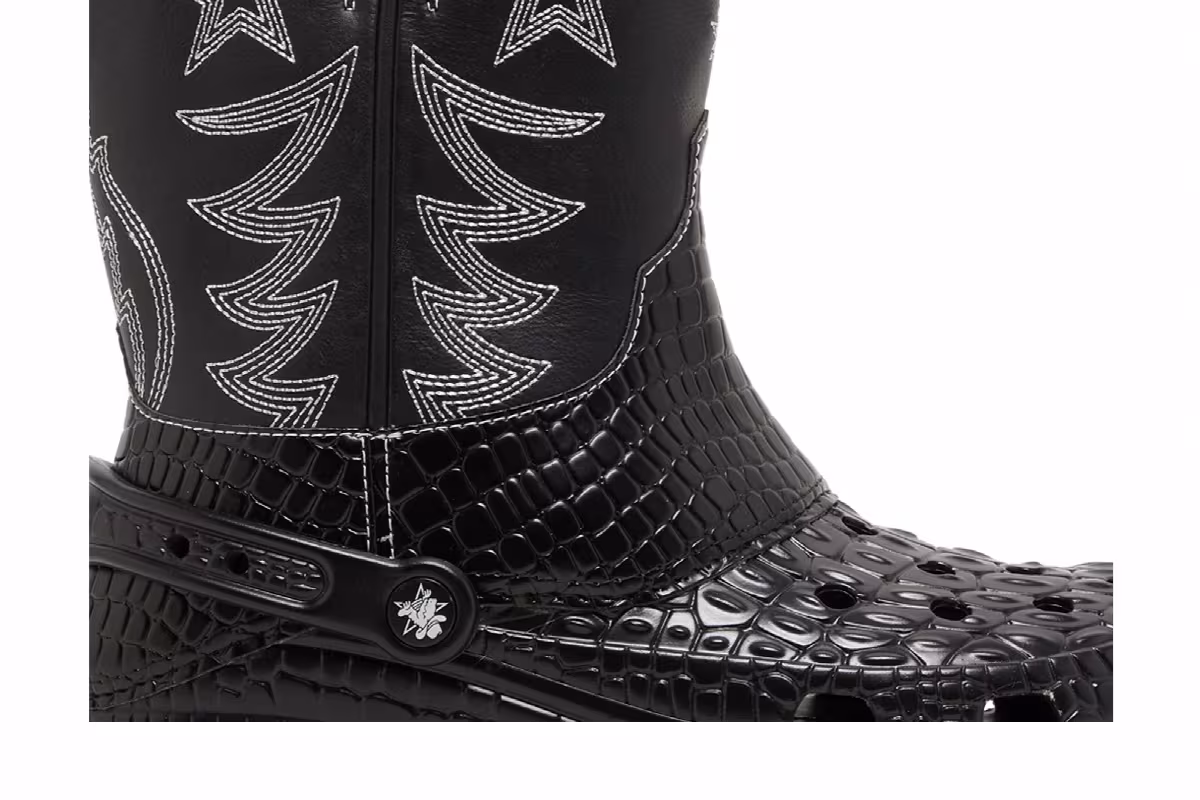 Crocs Classic Cowboy Boot Black, view 3