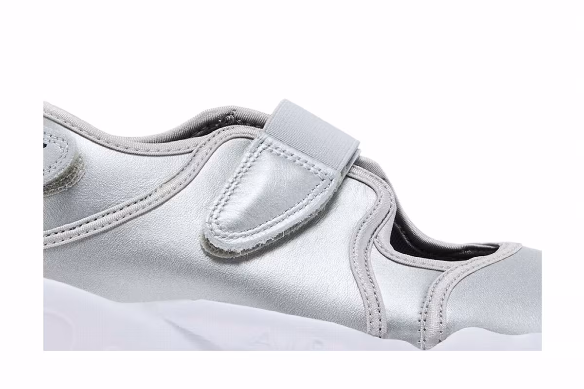 Nike Women's Air Rift Premium Metallic Silver Sail, view 3